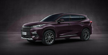 Названа дата российского дебюта нового кроссовера Chery Exeed TXL