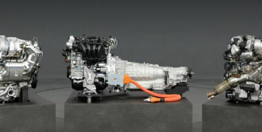 Mazda готовит к выпуску рядную «шестерку»