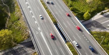 Как отучить водителей останавливаться на скоростных трассах