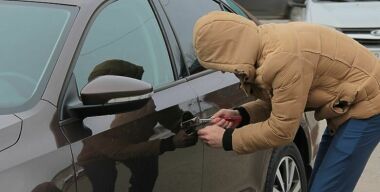 В России — эпидемия автомобильных краж: тащат абсолютно все