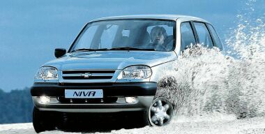 5 самых дешевых полноприводных внедорожников за 300 000 рублей