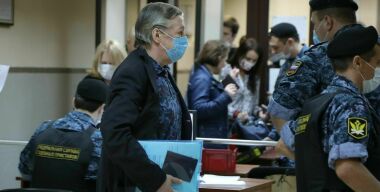 Адвокаты Ефремова рассчитывают смягчить приговор, предложив 2,4 млн. рублей семье водителя, погибшего в ДТП