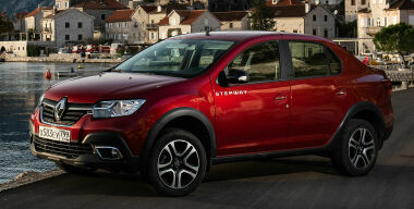 Renault Logan празднует в России два больших юбилея