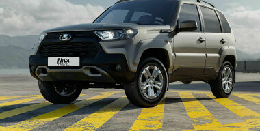 Новая LADA Niva станет похожа на Toyota RAV4: первые фото