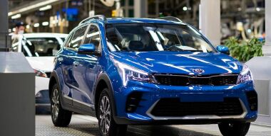 Обновленный хетчбэк KIA Rio добрался до конвейера