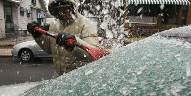 Чем опасна наледь на автомобиле после дождя