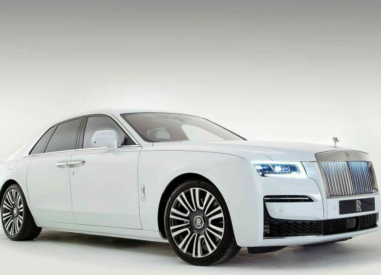 Изображение Постизобилие: сменив поколение, Rolls-Royce Ghost стал скромнее