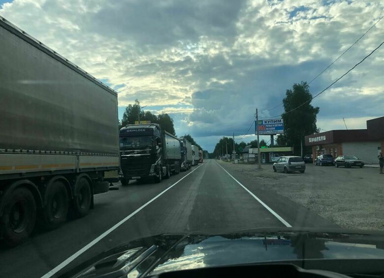 Изображение Как на самом деле проезжают на авто российско-белорусскую границу, чтобы дешево улететь в Турцию