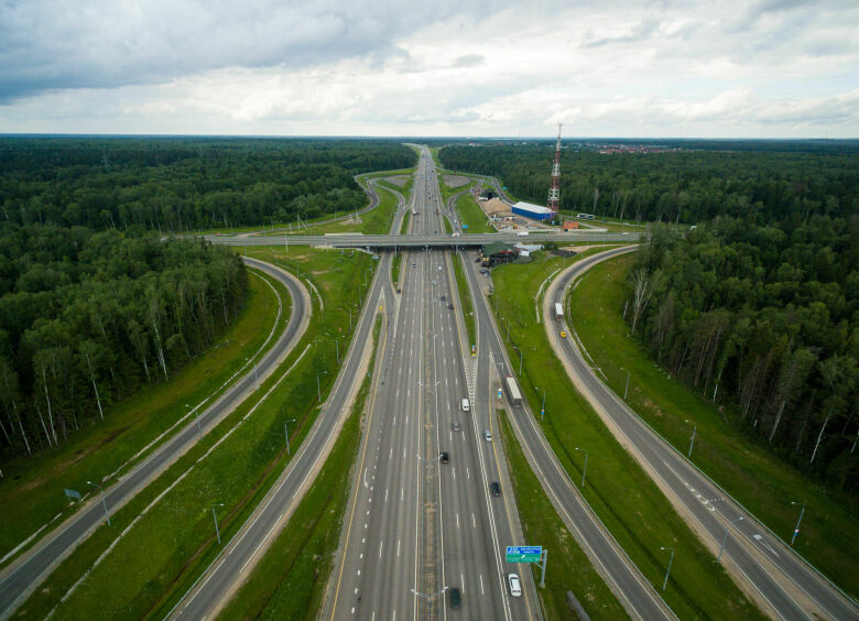 Изображение Россиянам пообещали много новых и хороших дорог, но через 15 лет