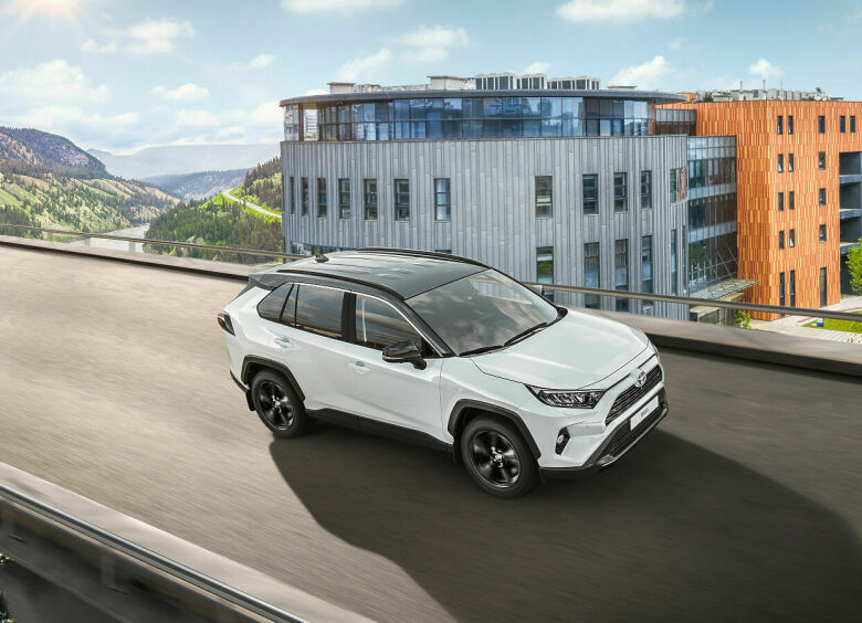 Изображение Toyota представила обновленный RAV4 для России