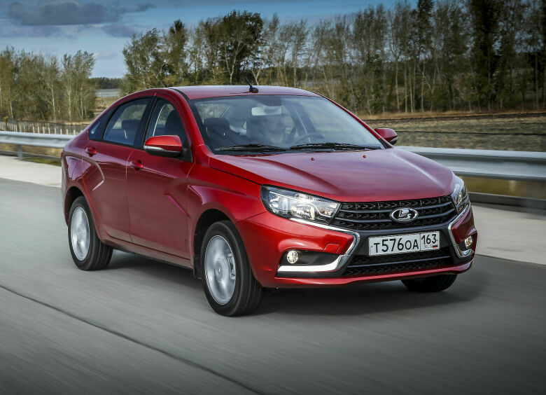 Изображение Владельцы возмущены новыми «дворниками» на LADA Vesta