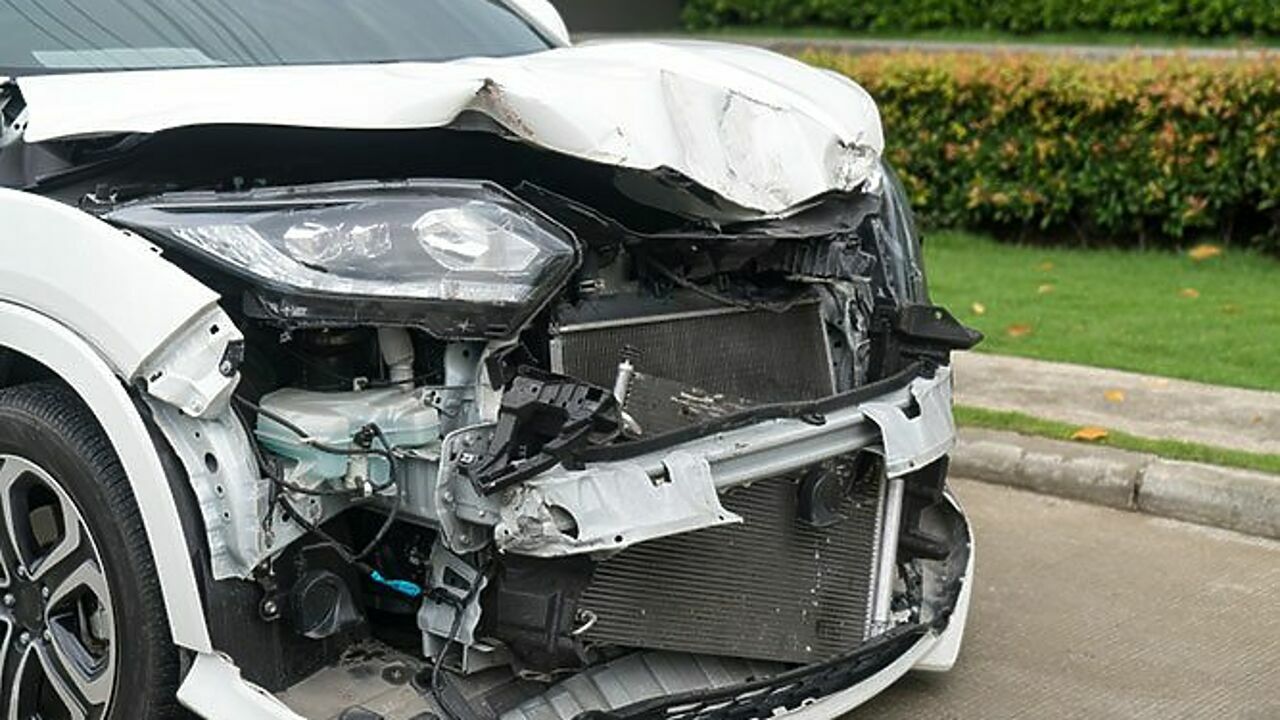 Как снять с учёта автомобиль после продажи по договору