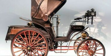 Водитель успешно прошел техосмотр на машине, которой 125 лет