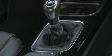 Mercedes-Benz сэкономил на механических коробках передач