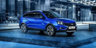 LADA Vesta получила модную «черную» версию