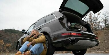 Почему опасно полностью заваливать вещами багажник автомобиля