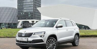 Россиянам предложили дешевые версии Skoda Karoq