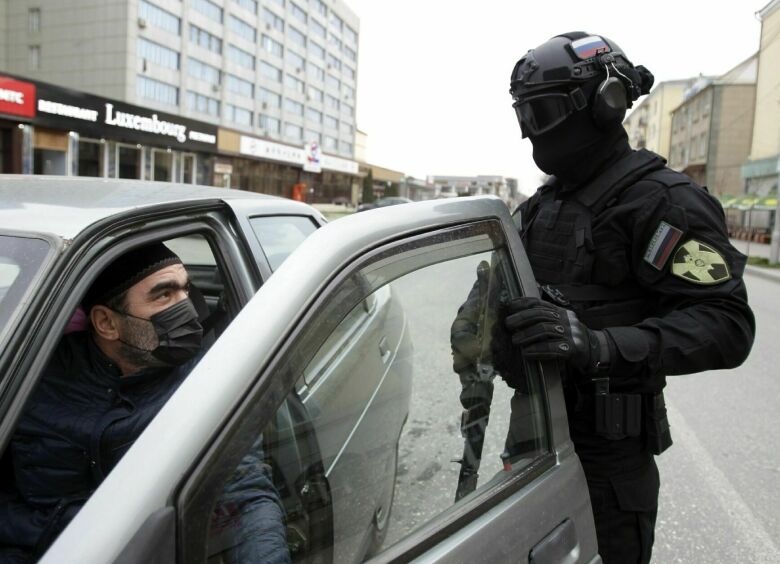 Изображение Почему в Москве не отменяют цифровые пропуска, но снимают полицейские кордоны на въездах в город