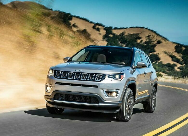 Изображение Jeep Compass: названа дата дебюта обновленного кроссовера