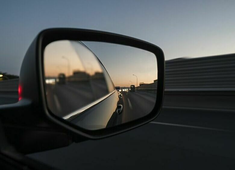 Изображение Самые критичные ошибки при регулировке зеркал, которые совершают даже опытные водители