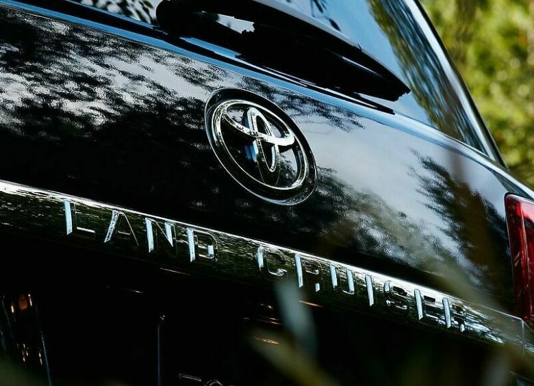 Изображение В Сети появились фото обновленного Toyota Land Cruiser 200