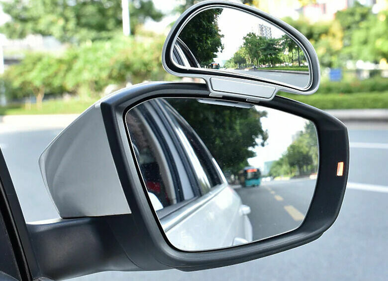 Изображение Помогают ли на самом деле дополнительные зеркала в автомобиле