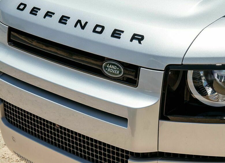 Изображение Британцы выпустят Land Rover Defender с бензиновым мотором V8