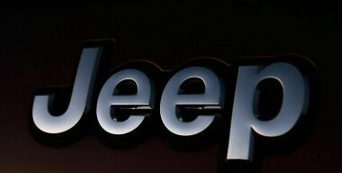 Скидки и доставка на дом: объявлены новые условия покупки автомобилей Jeep
