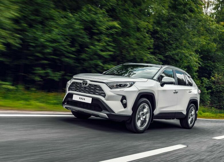 Изображение Какую Toyota RAV4 лучше всего покупают в России