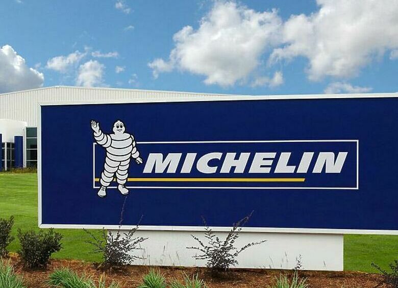 Изображение Michelin помогает российским медикам шинами, масками и перчатками