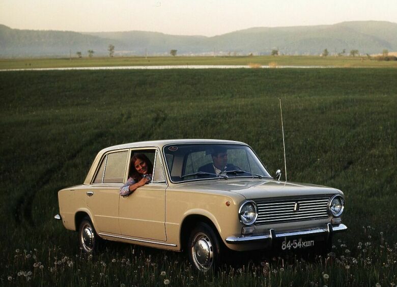 Изображение ВАЗ-2101 отмечает 50 лет: чем «копейка» оказалась лучше «донора» FIAT-124