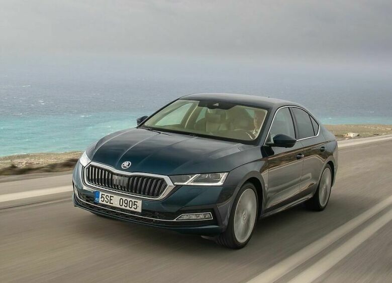 Изображение Почему чехи приостановили поставки Skoda Octavia дилерам