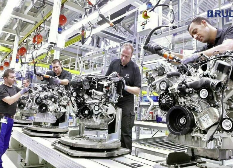 Изображение Honda и BMW останавливают заводы из-за коронавируса