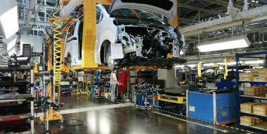 Opel, Peugeot и Citroёn останавливают производство автомобилей в России