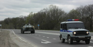 Власти Чечни закрыли въезд в Грозный для иногородних