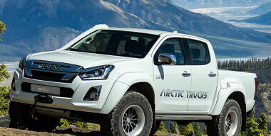 В России начали продавать внедорожник Isuzu D-Max, переделанный для серьезного бездорожья