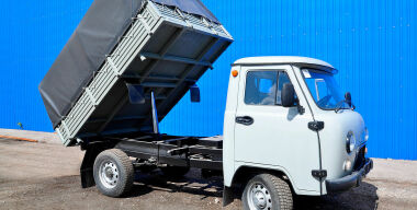 Эволюция «Головастика»: УАЗ начал торговать в России самосвалами