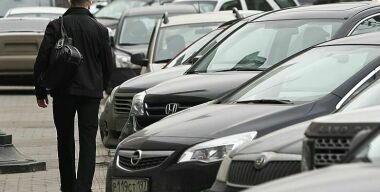 Подержанные автомобили в России одновременно подешевели и подорожали