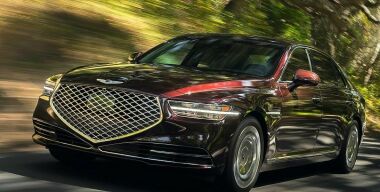Корейцы обновили комплектации для Genesis G90 в России