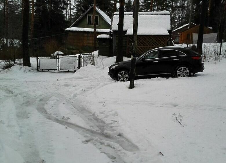 Изображение В Подмосковье начали штрафовать за парковку авто у дач и деревенских домов