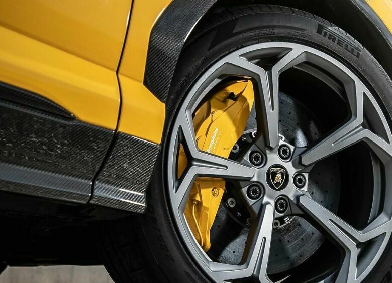 Почему Lamborghini в России покупают почти в 5 раз чаще, чем Ferrari