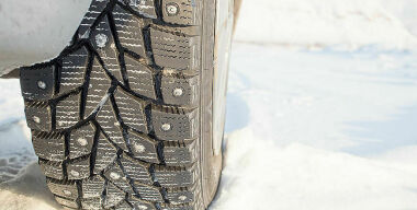 Минтранс оценил предложенные запреты на использование шипованных шин