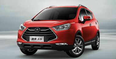 В России стали продавать новые автомобили через сервис «КупиКупон»