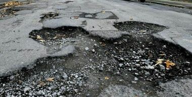 Почему весной водителя ждет куда больше опасностей, чем зимой