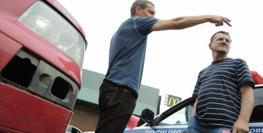 Невозможное возможно: незрячий мужчина стал видеть после ДТП