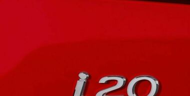 Опубликованы первые тизеры нового Hyundai i20