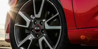 В России вновь подорожали автомобили KIA