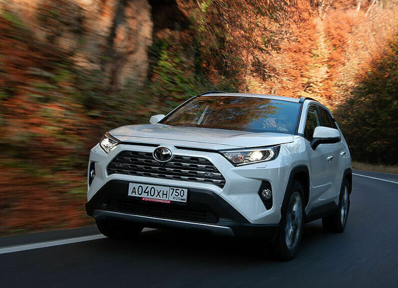 Изображение В России начали продавать новый Toyota RAV4