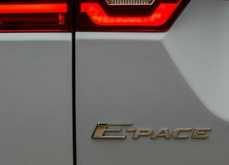 Изображение Кроссовер Jaguar E-Pace готовится к обновлению