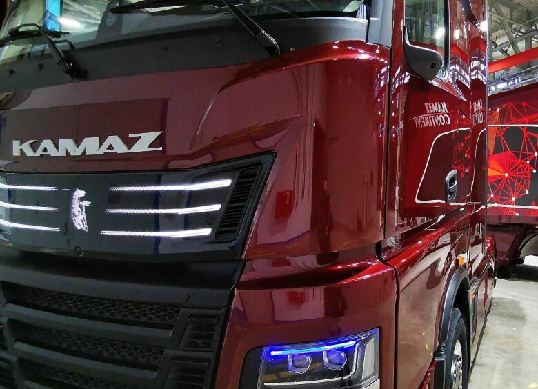 Изображение КамАЗ представил новейший тягач с функцией автопилота